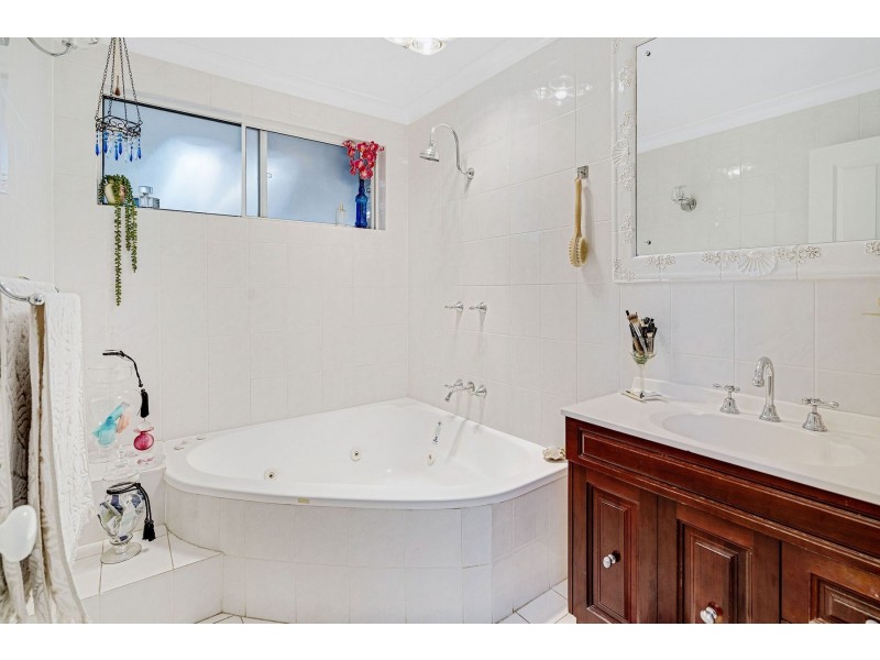 7 Verdant Drive, East Maitland NSW 2323