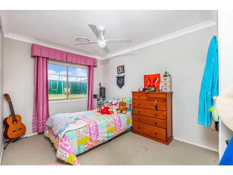 16 Mileham Circuit, Rutherford NSW 2320