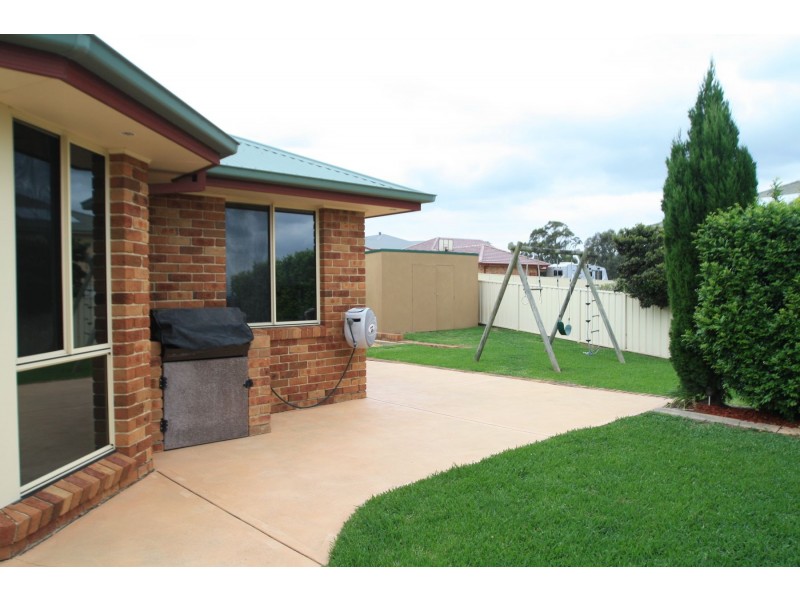 13 Caitlin Close, Bolwarra Heights NSW 2320