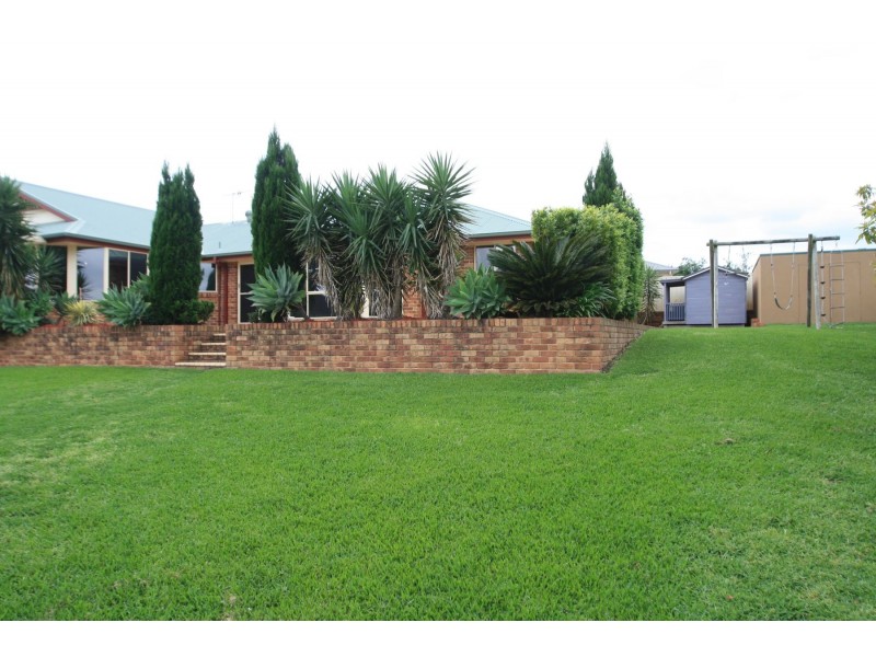 13 Caitlin Close, Bolwarra Heights NSW 2320