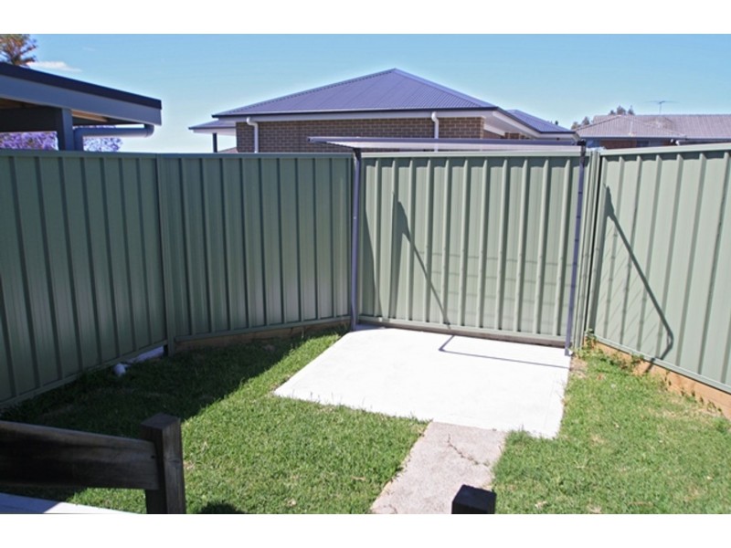 B/82 Gillies Street, Rutherford NSW 2320