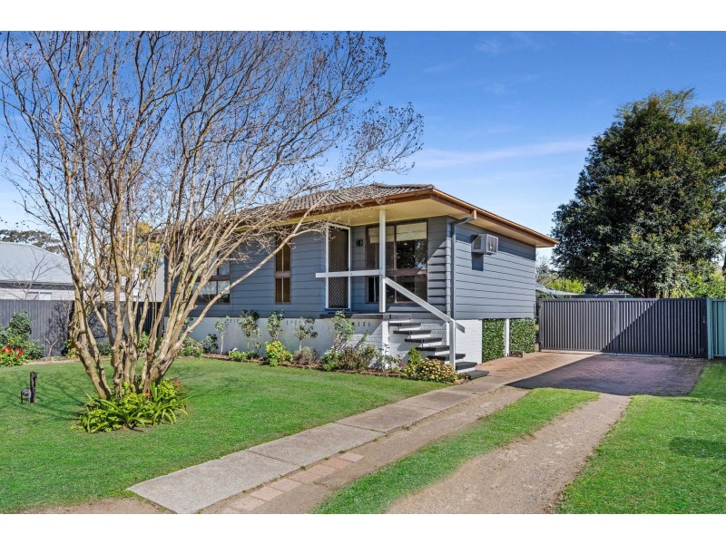 19 Sharkeys Lane, Lorn NSW 2320