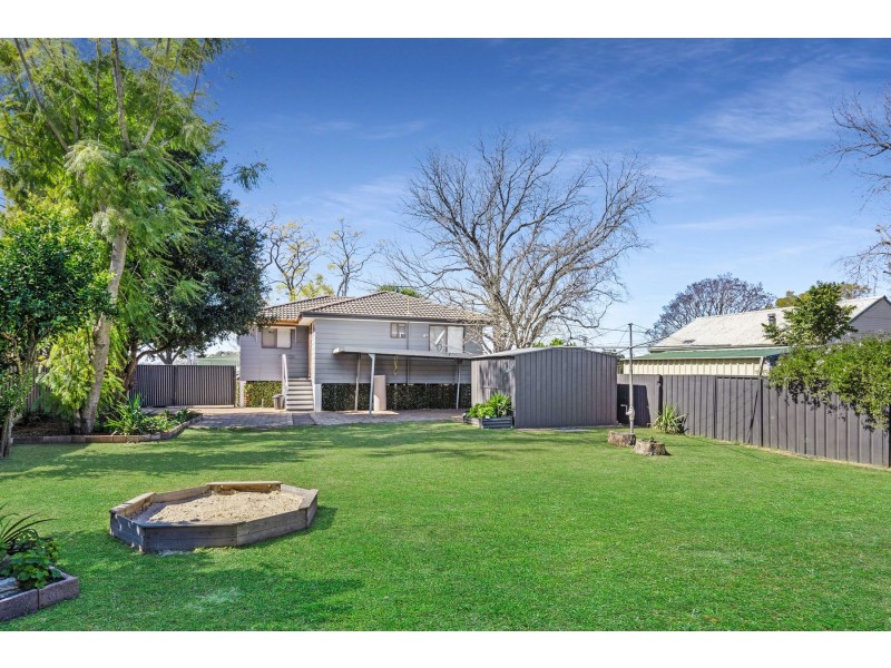19 Sharkeys Lane, Lorn NSW 2320