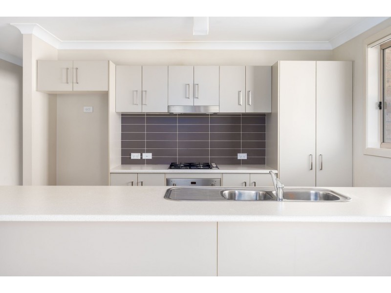 1/8 Neptune Close, Rutherford NSW 2320