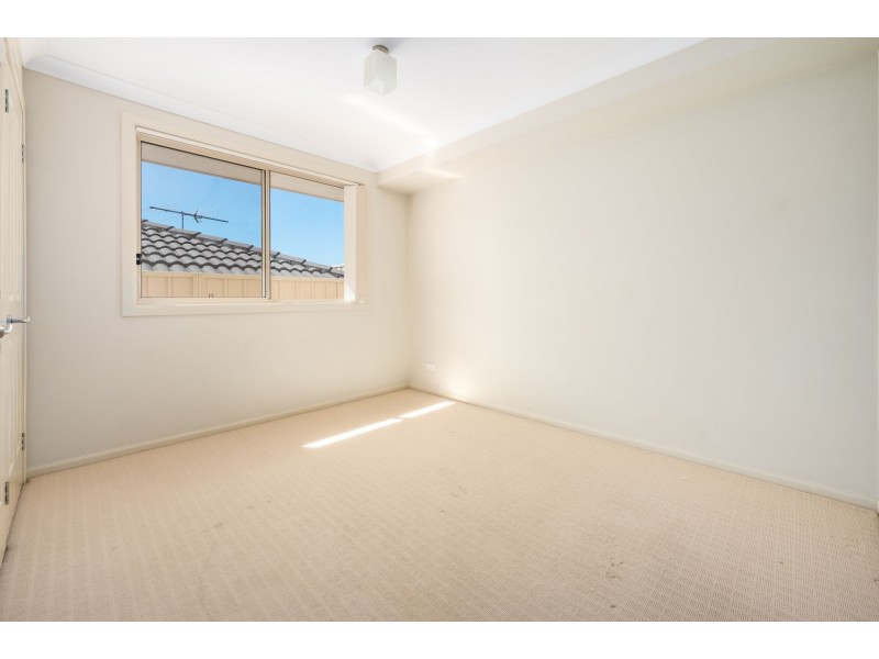 1/8 Neptune Close, Rutherford NSW 2320