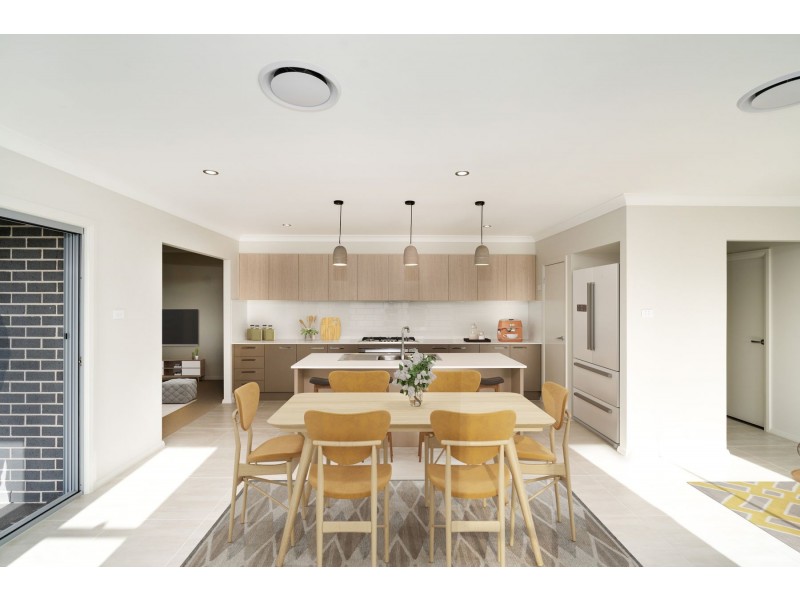 22 Friarbird Ridge, Aberglasslyn NSW 2320