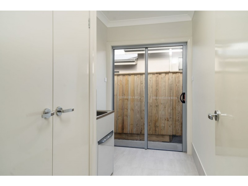 22 Friarbird Ridge, Aberglasslyn NSW 2320