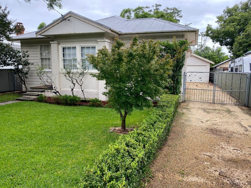 9 Nichols Street, Lorn NSW 2320