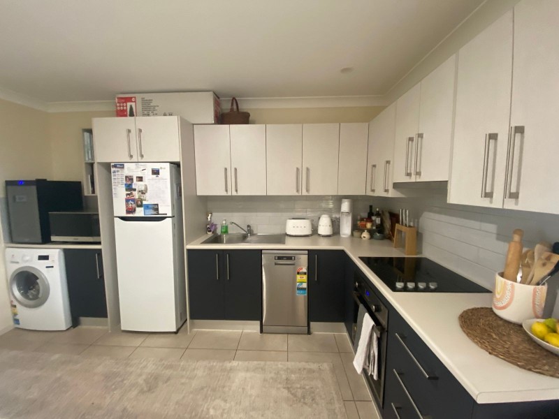 10A Hibiscus Crescent, Aberglasslyn NSW 2320