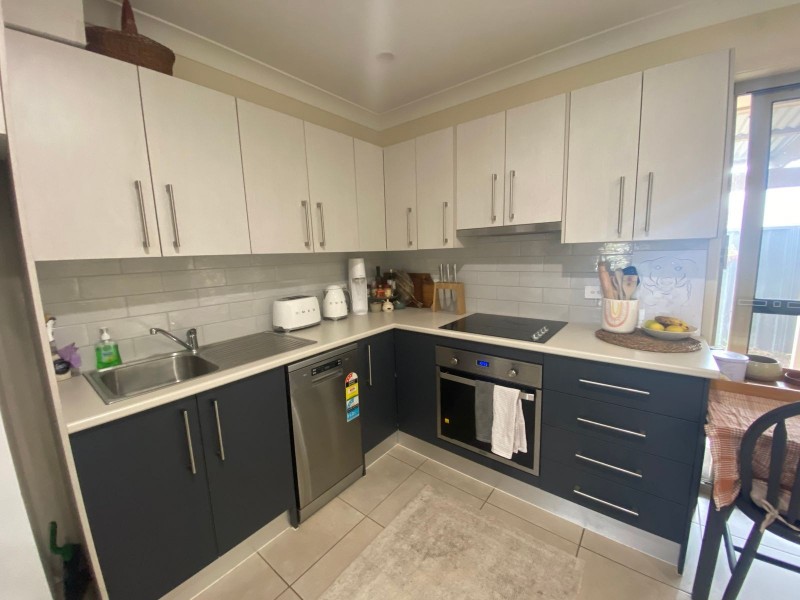 10A Hibiscus Crescent, Aberglasslyn NSW 2320