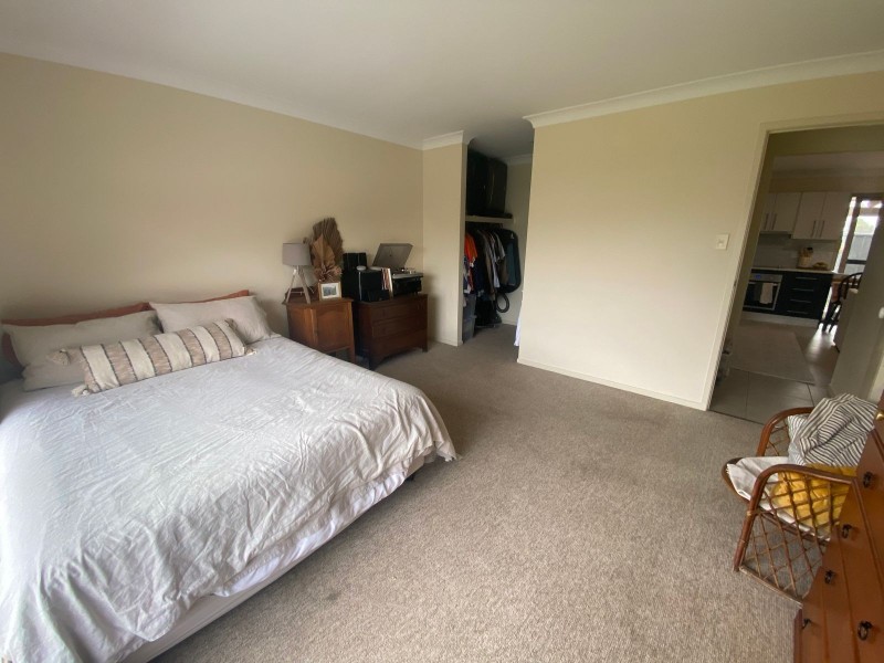 10A Hibiscus Crescent, Aberglasslyn NSW 2320