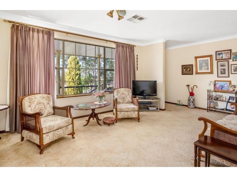 8 Benshulla Drive, Bolwarra Heights NSW 2320