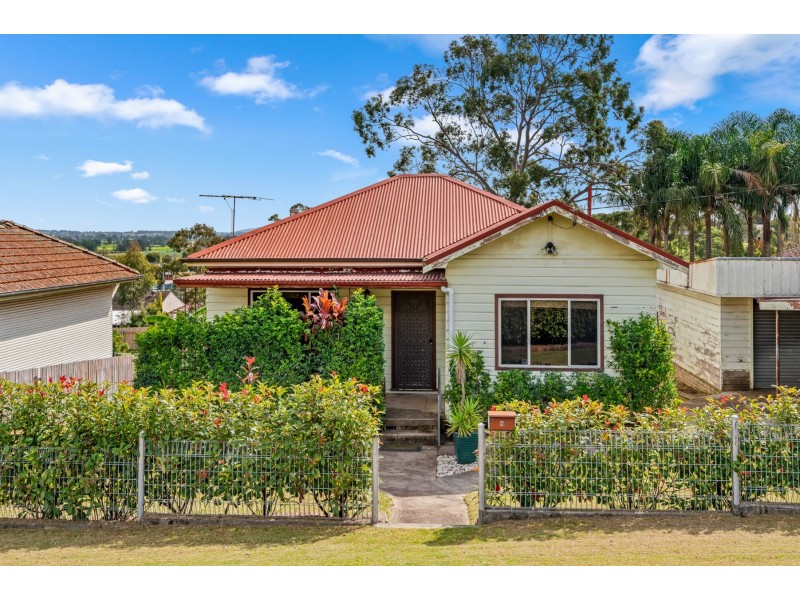 5 George Street, East Maitland NSW 2323