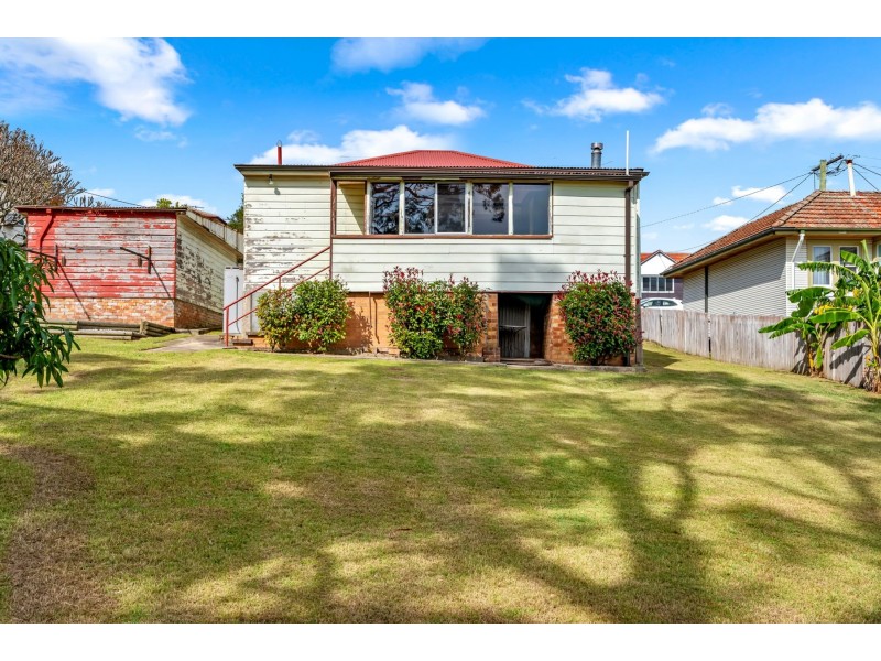 5 George Street, East Maitland NSW 2323