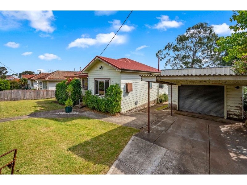 5 George Street, East Maitland NSW 2323