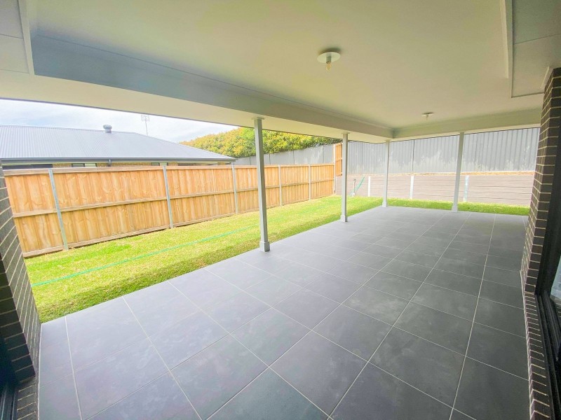 23 Friarbird Ridge, Aberglasslyn NSW 2320