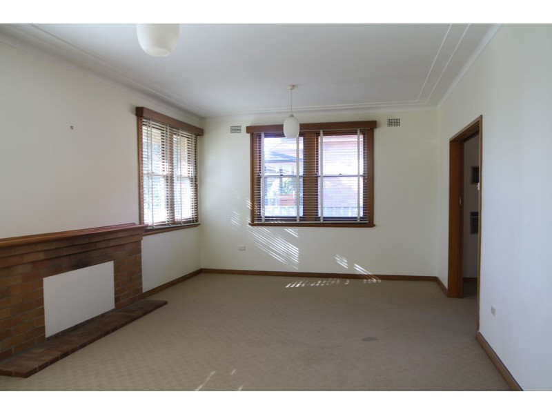 4 Glenview Street, Bolwarra Heights NSW 2320