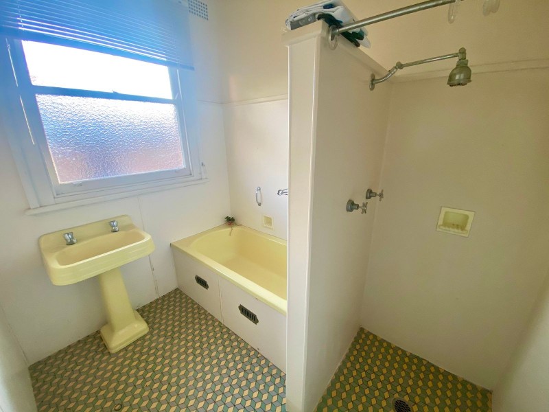 4 Glenview Street, Bolwarra Heights NSW 2320