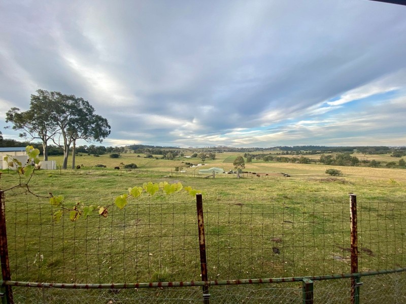 69 Dickensons Road, Melville NSW 2320