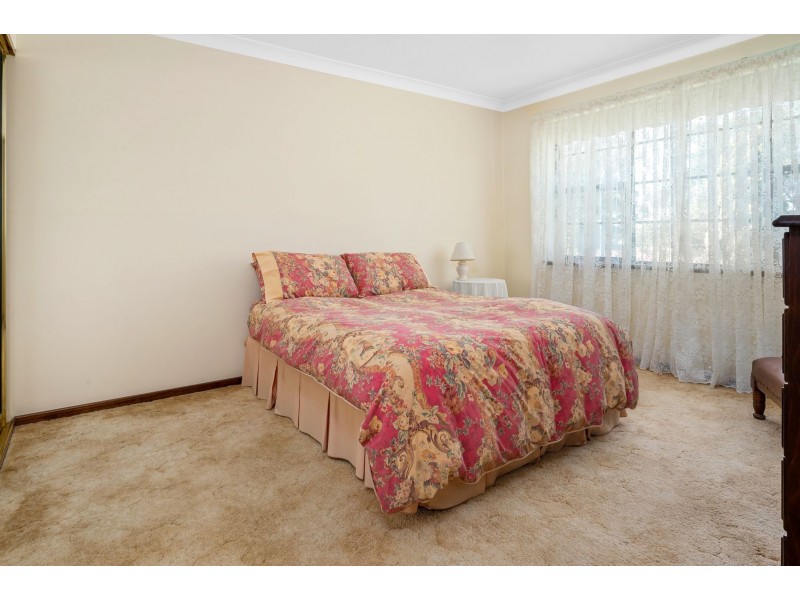 8 Benshulla Drive, Bolwarra Heights NSW 2320