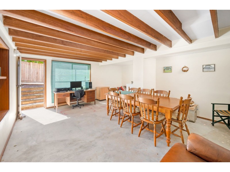 8 Benshulla Drive, Bolwarra Heights NSW 2320