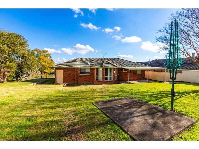 3 Lauren Close, Rutherford NSW 2320