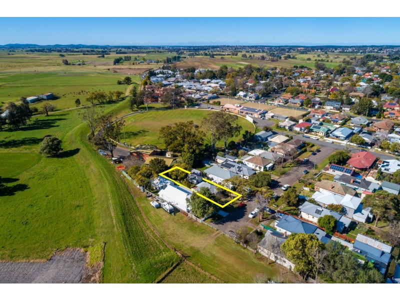 9 Nichols Street, Lorn NSW 2320