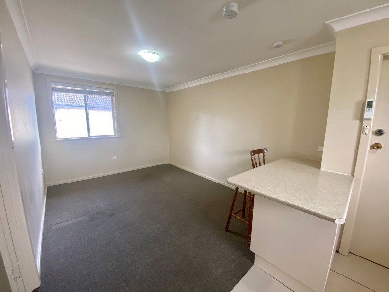 4/233 NEW ENGLAND HIGHWAY, Rutherford NSW 2320