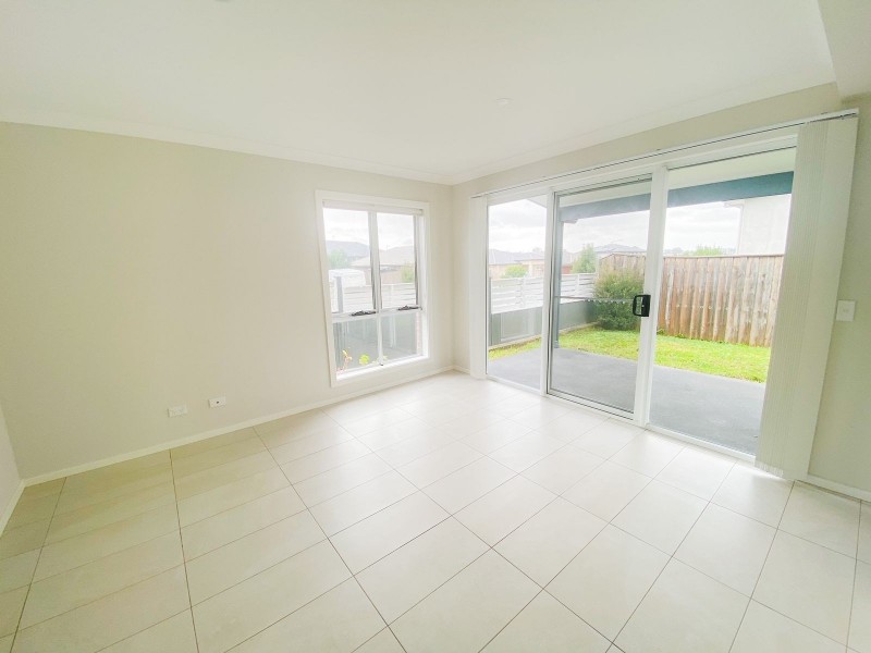 1/51 Warbler Avenue, Aberglasslyn NSW 2320