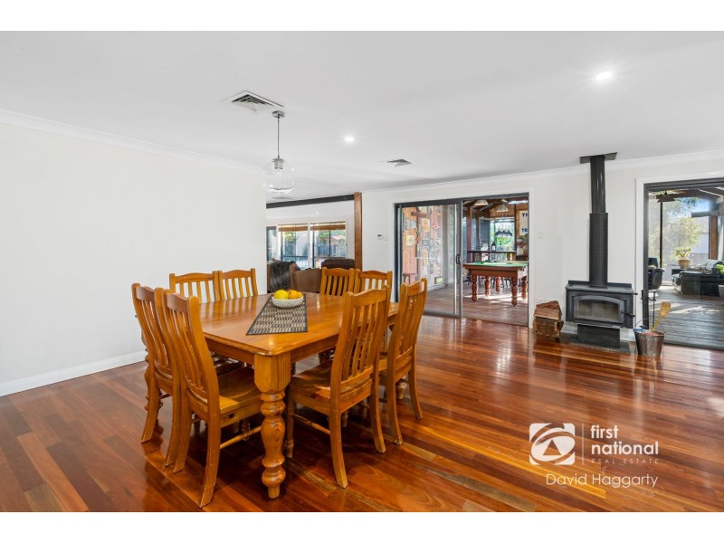 6 Dunmore Rd, Largs NSW 2320