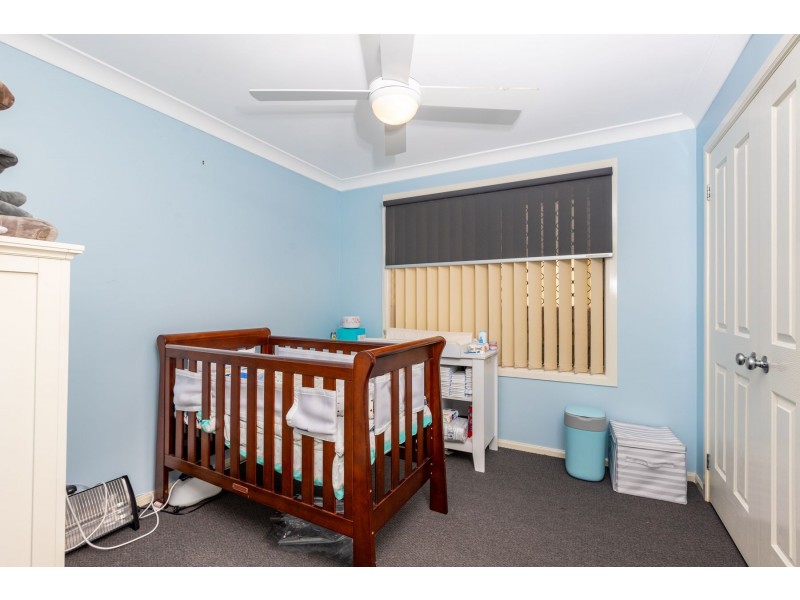 2/9A Walter Street, Rutherford NSW 2320