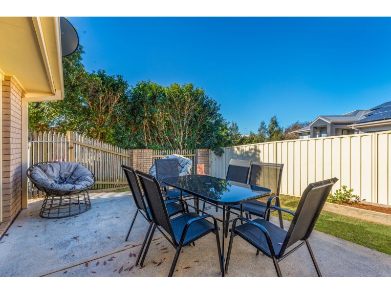 2/9A Walter Street, Rutherford NSW 2320