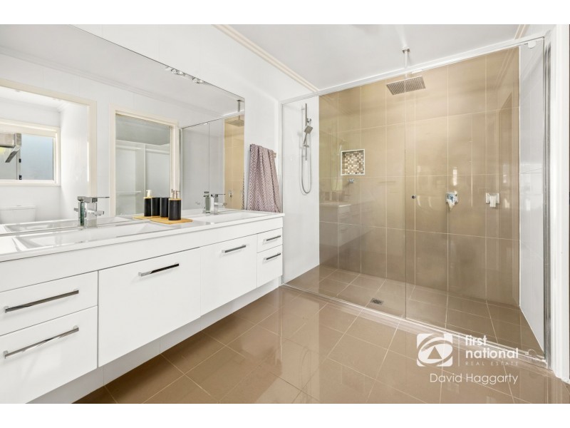 22 Diamond Circuit, Rutherford NSW 2320