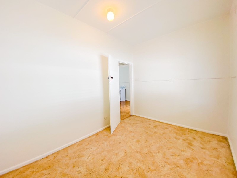 8 Queen Street, Rutherford NSW 2320