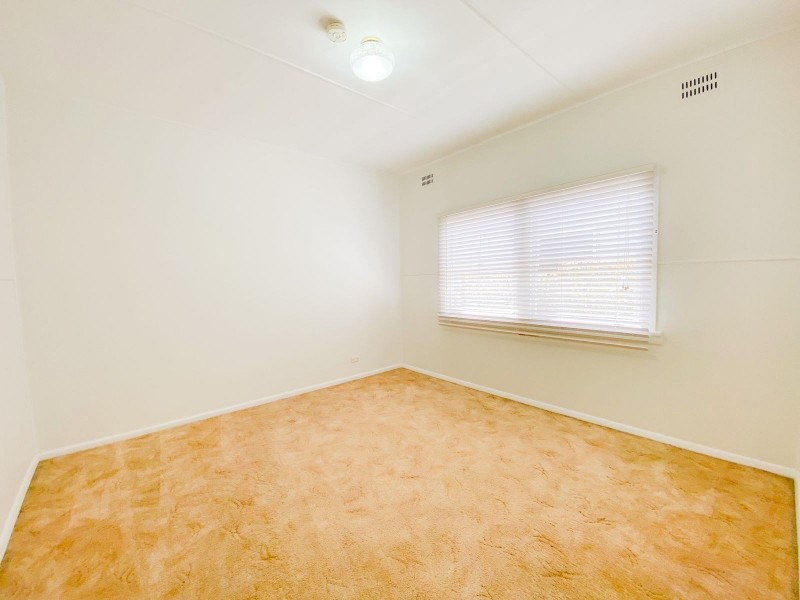 8 Queen Street, Rutherford NSW 2320