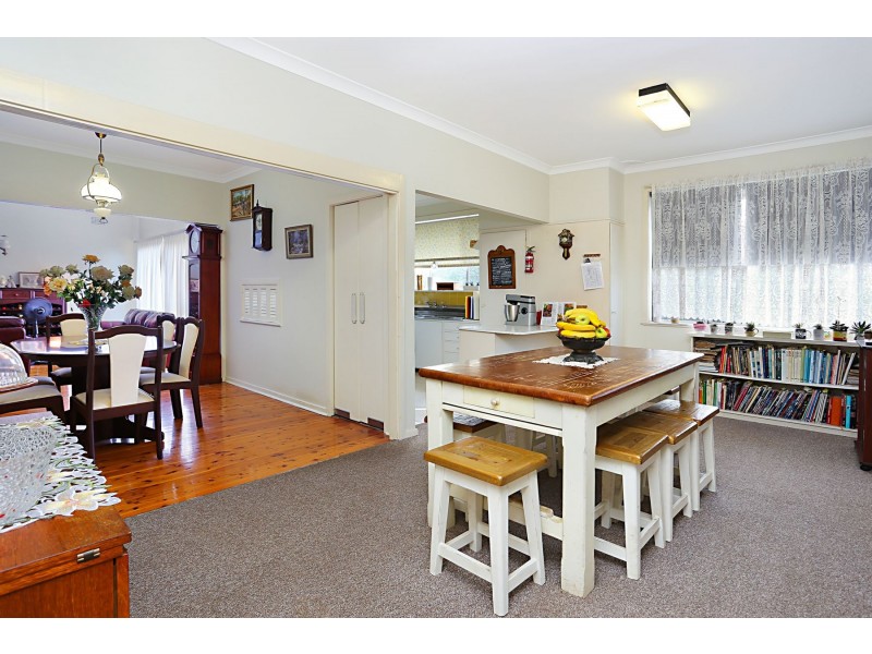 126 Paterson Road, Bolwarra NSW 2320