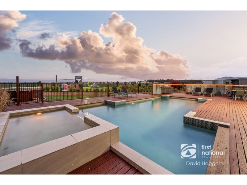 14 Arran Circuit, Largs NSW 2320