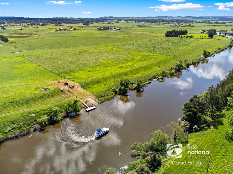 14 Arran Circuit, Largs NSW 2320