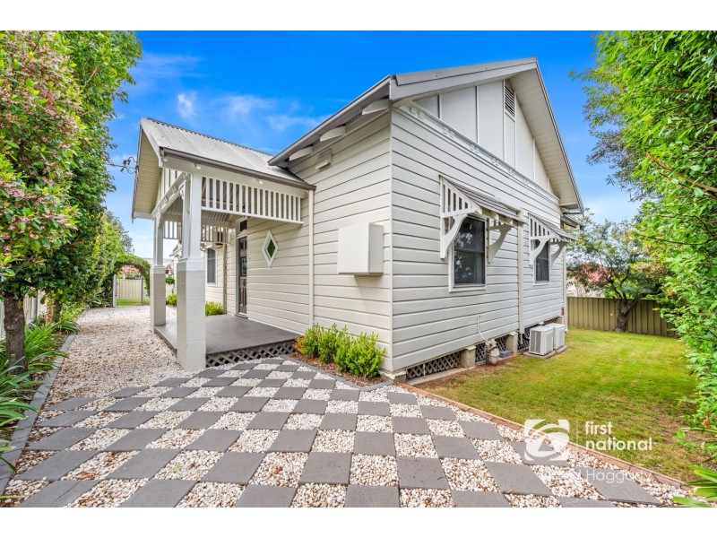 11 Brooks Street, Telarah NSW 2320