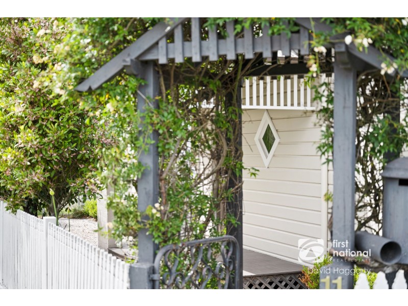 11 Brooks Street, Telarah NSW 2320