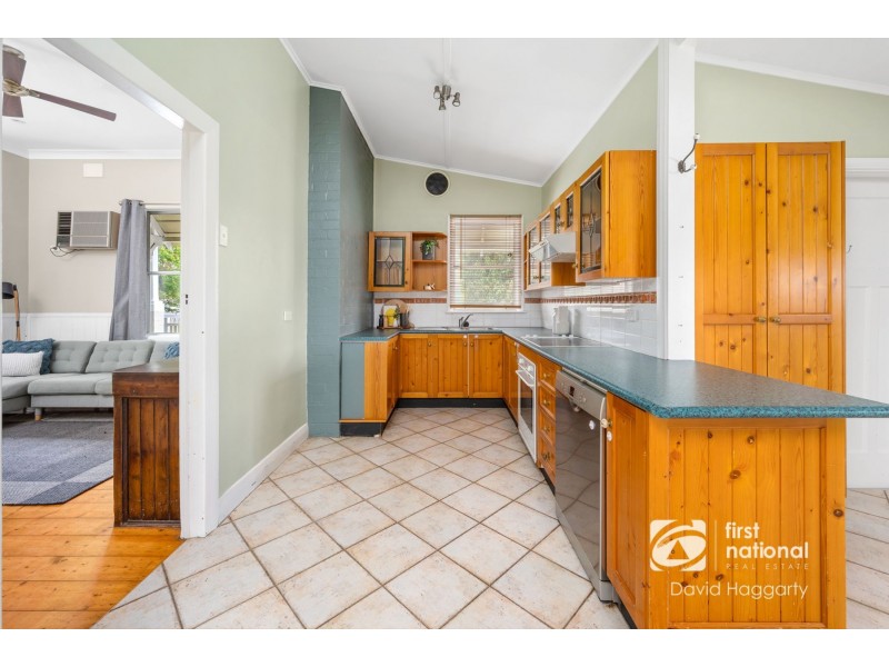11 Brooks Street, Telarah NSW 2320