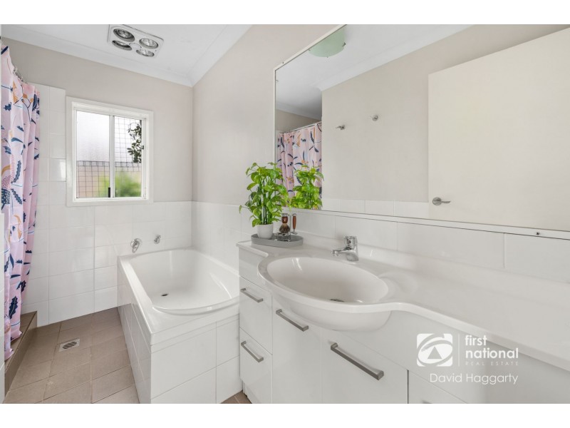 29 Raymond Terrace Road, East Maitland NSW 2323