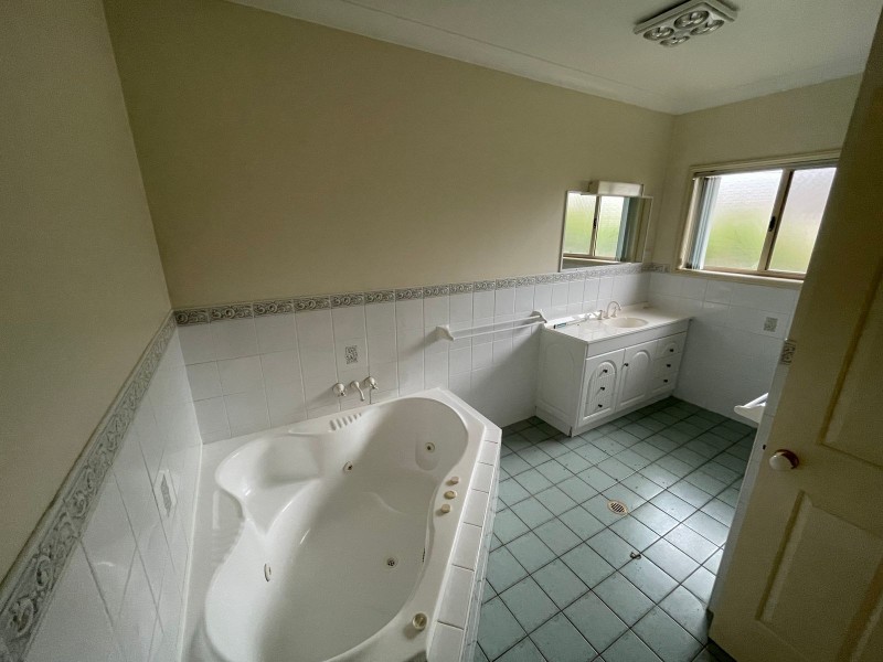 5 Leinster Circuit, Ashtonfield NSW 2323