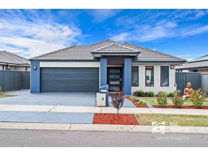 6 Centrefield Street, Rutherford NSW 2320