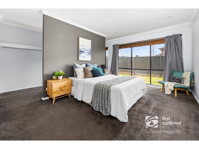 6 Centrefield Street, Rutherford NSW 2320