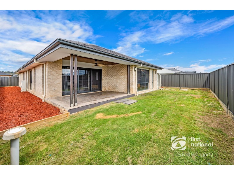 6 Centrefield Street, Rutherford NSW 2320