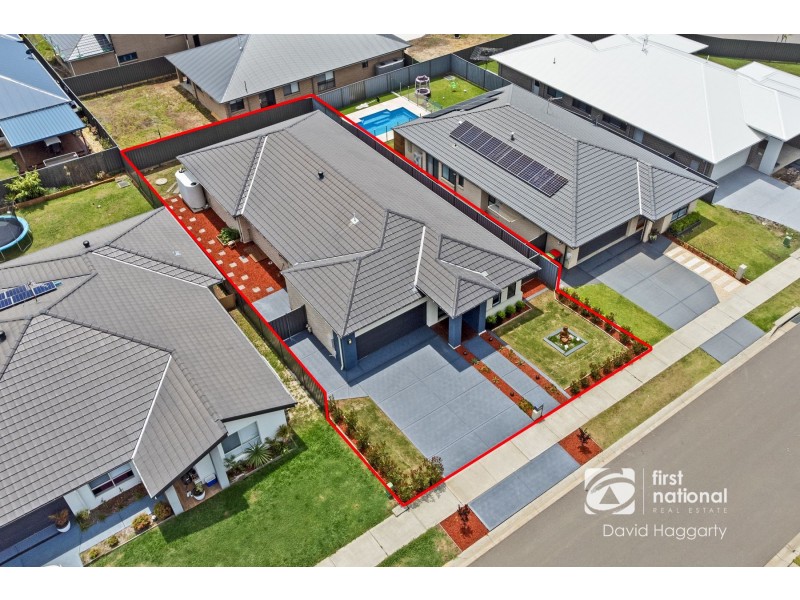 6 Centrefield Street, Rutherford NSW 2320