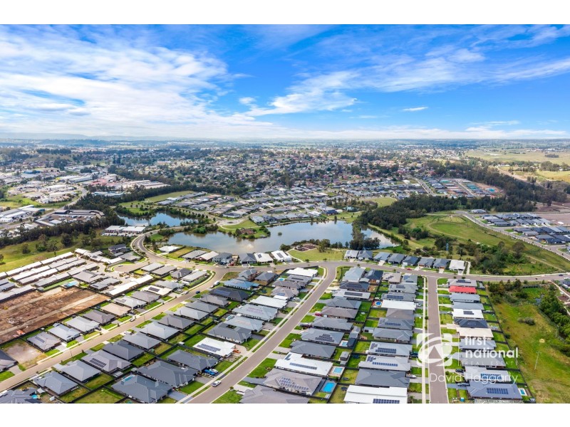 6 Centrefield Street, Rutherford NSW 2320