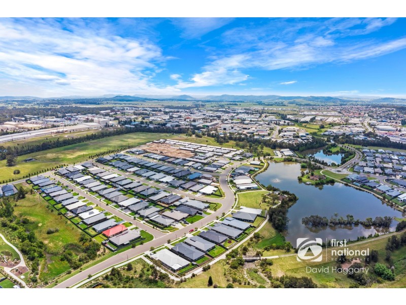 6 Centrefield Street, Rutherford NSW 2320