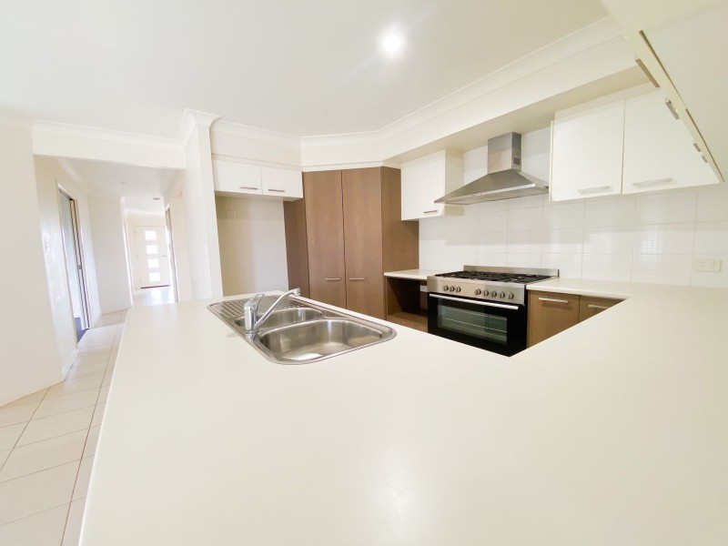 93 McKeachie Drive, Aberglasslyn NSW 2320